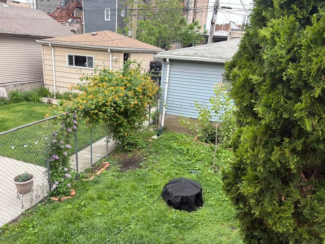 2146 W 22nd Place 2, Chicago, IL 60608