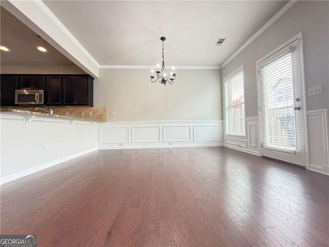 1044 Haley Woods Lane, Lawrenceville, GA 30043