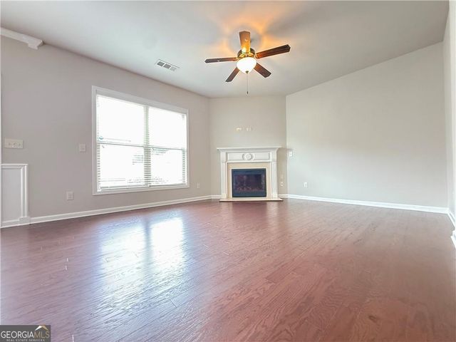 1044 Haley Woods Lane, Lawrenceville, GA 30043