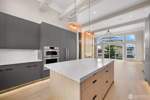 3951 Rock Ridge Pkwy, Anacortes, WA 98221