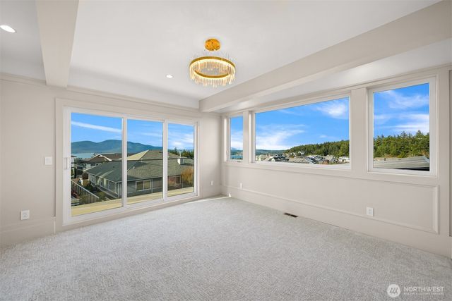 3951 Rock Ridge Pkwy, Anacortes, WA 98221