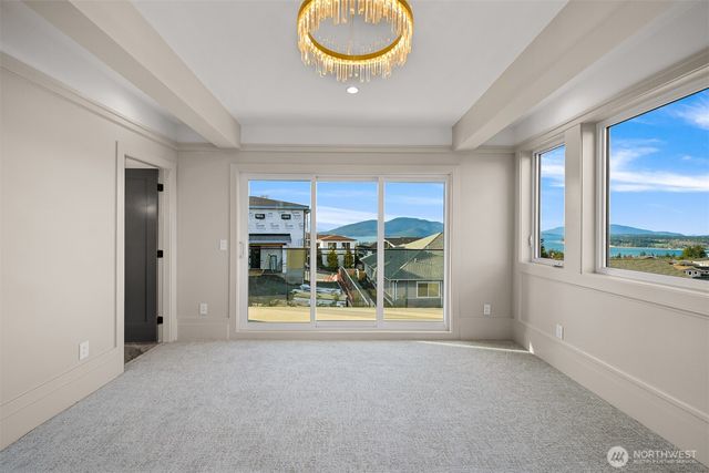 3951 Rock Ridge Pkwy, Anacortes, WA 98221