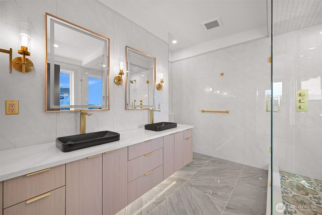 3951 Rock Ridge Pkwy, Anacortes, WA 98221