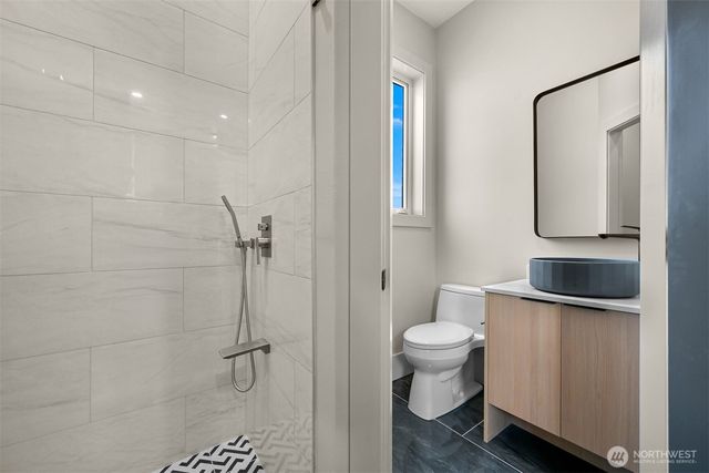 3951 Rock Ridge Pkwy, Anacortes, WA 98221