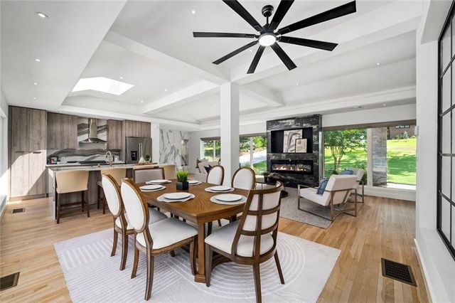 154 Cromwell Road NE, Sandy Springs, GA 30328