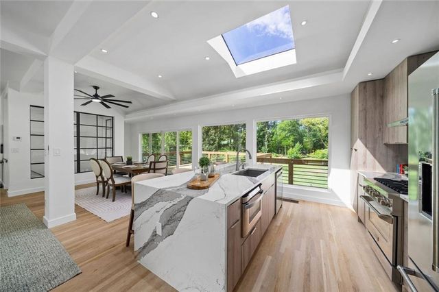 154 Cromwell Road NE, Sandy Springs, GA 30328