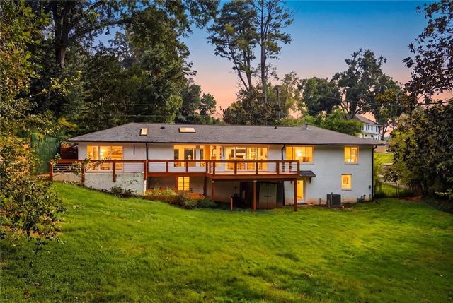 154 Cromwell Road NE, Sandy Springs, GA 30328