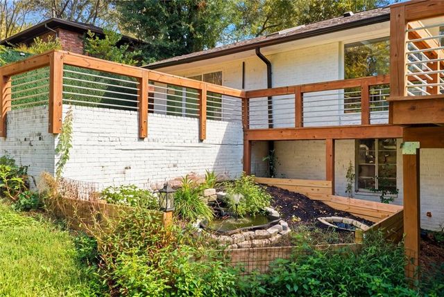 154 Cromwell Road NE, Sandy Springs, GA 30328
