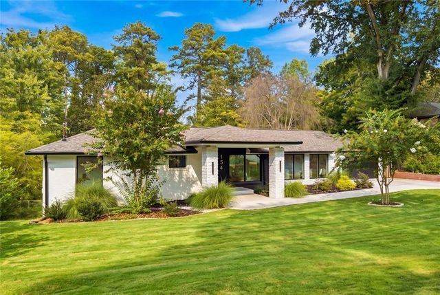 154 Cromwell Road NE, Sandy Springs, GA 30328