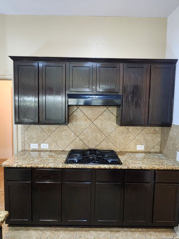 9511 Lesters Way, San Antonio, TX 78254