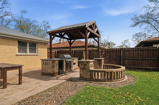 3813 153rd Street, Midlothian, IL 60445