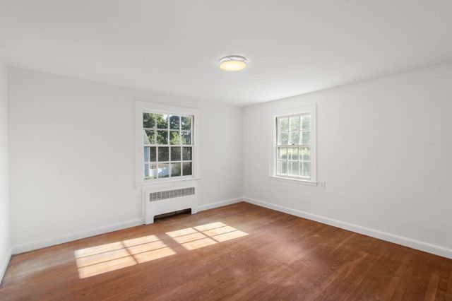 32 Mount Ida Rd, Weymouth, MA 02189