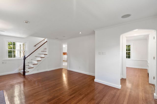 32 Mount Ida Rd, Weymouth, MA 02189