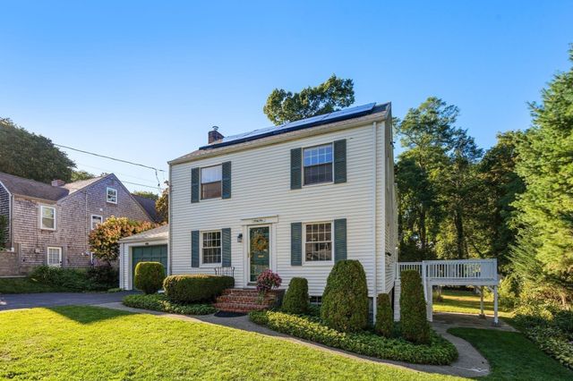 32 Mount Ida Rd, Weymouth, MA 02189