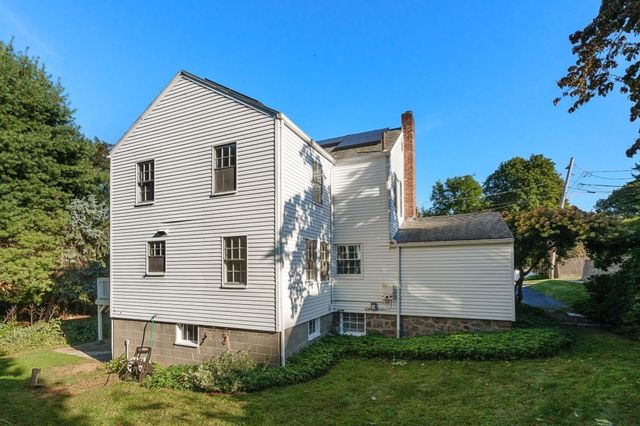 32 Mount Ida Rd, Weymouth, MA 02189