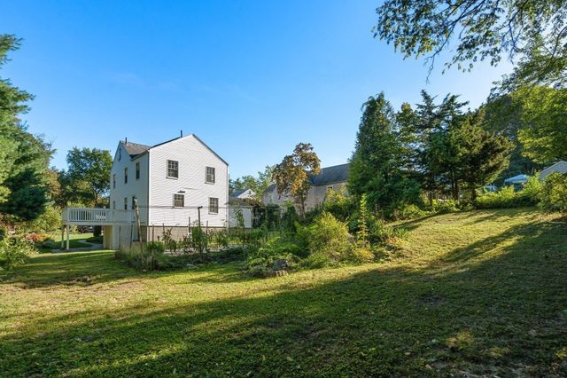 32 Mount Ida Rd, Weymouth, MA 02189