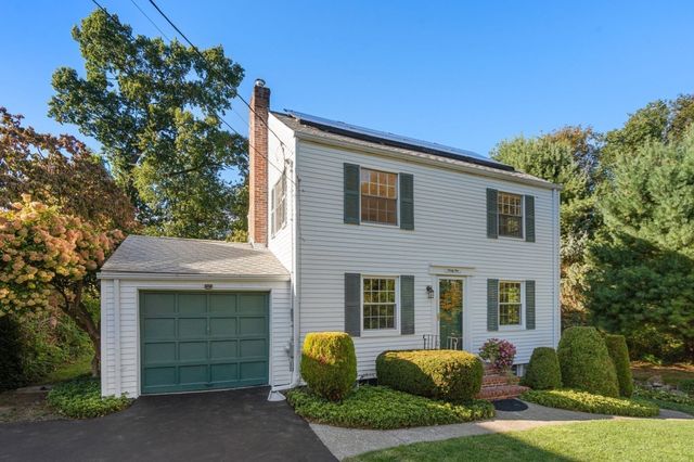 32 Mount Ida Rd, Weymouth, MA 02189