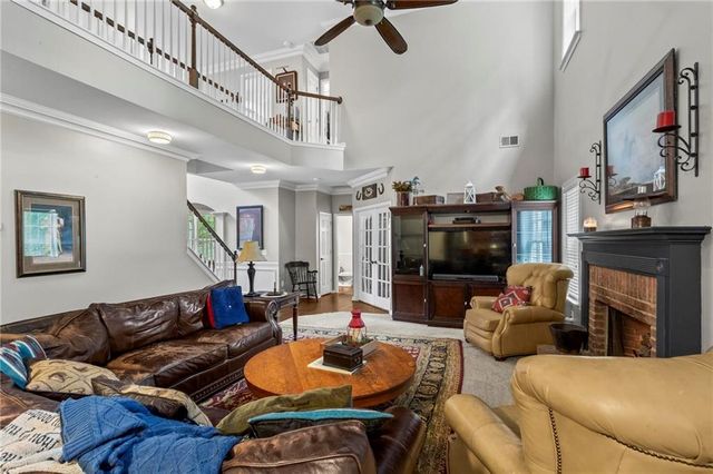 825 Flagstone Way, Acworth, GA 30101