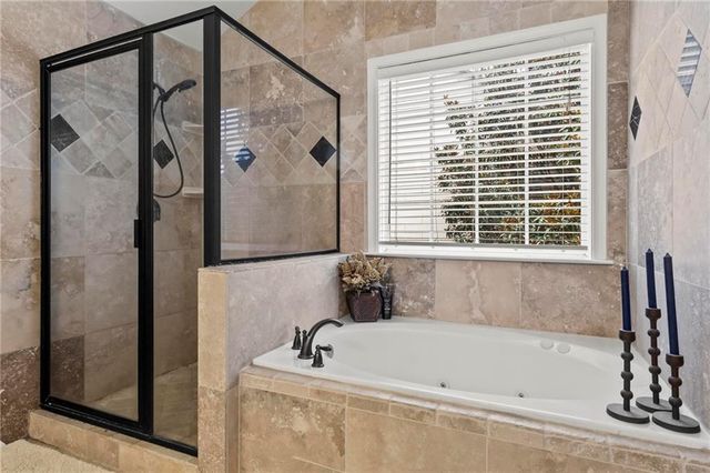 825 Flagstone Way, Acworth, GA 30101