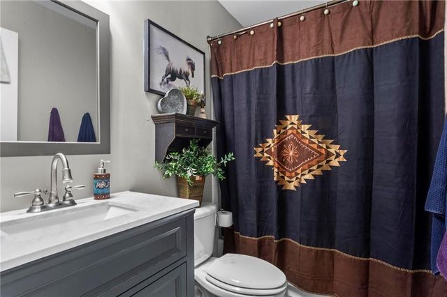 825 Flagstone Way, Acworth, GA 30101