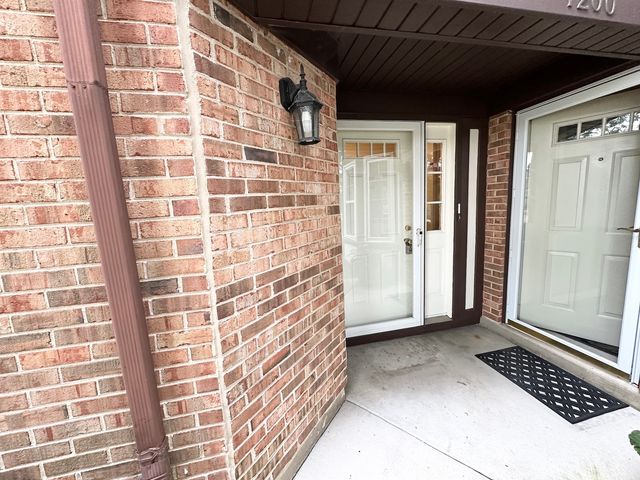 1202 Clearview Court, Buffalo Grove, IL 60089