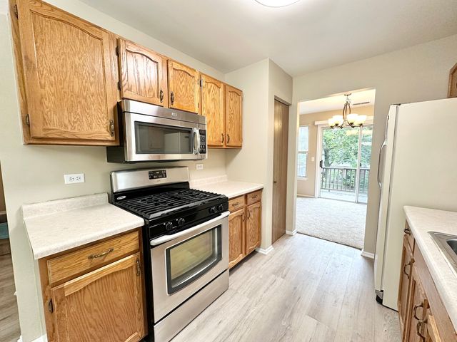 1202 Clearview Court, Buffalo Grove, IL 60089