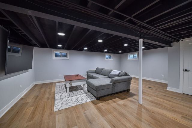 3N556 Woodland Avenue, West Chicago, IL 60185