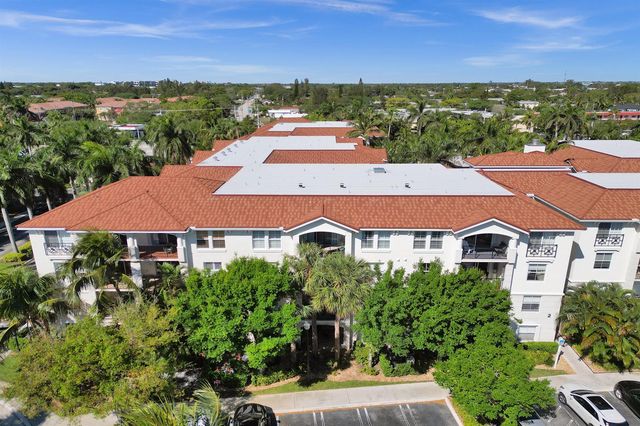 2113 Tuscany Way, Boynton Beach, FL 33435