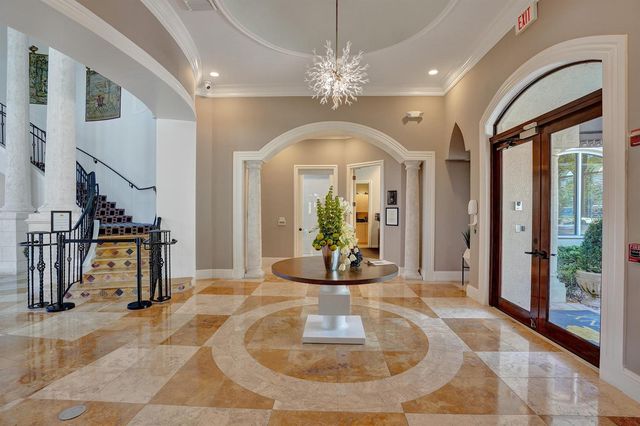 2113 Tuscany Way, Boynton Beach, FL 33435