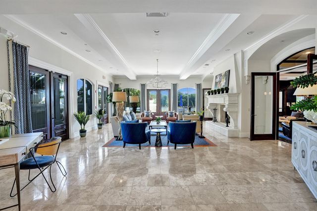 2113 Tuscany Way, Boynton Beach, FL 33435