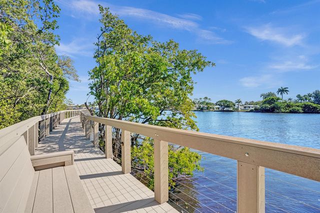 2113 Tuscany Way, Boynton Beach, FL 33435