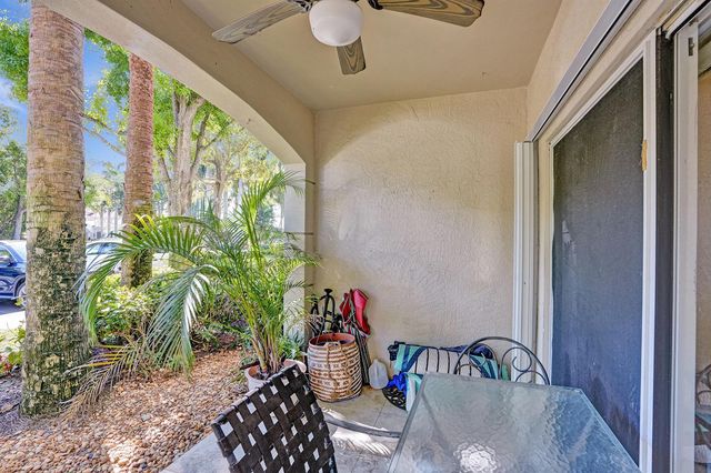2113 Tuscany Way, Boynton Beach, FL 33435