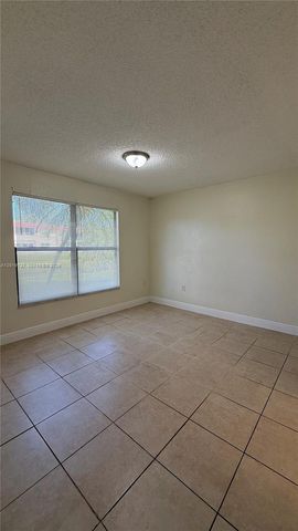 1524 Lake Crystal Dr C, West Palm Beach, FL 33411