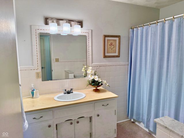 610 Mount Rainier Drive, Indianapolis, IN 46217