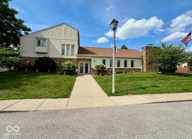 610 Mount Rainier Drive, Indianapolis, IN 46217