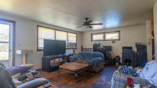 15 County Road 401-6, Alton, MO 65606