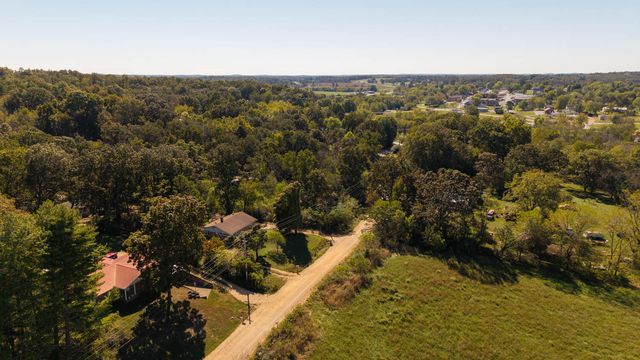 15 County Road 401-6, Alton, MO 65606