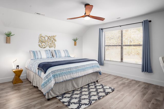 200 Creekside Drive, Florence, AL 35630