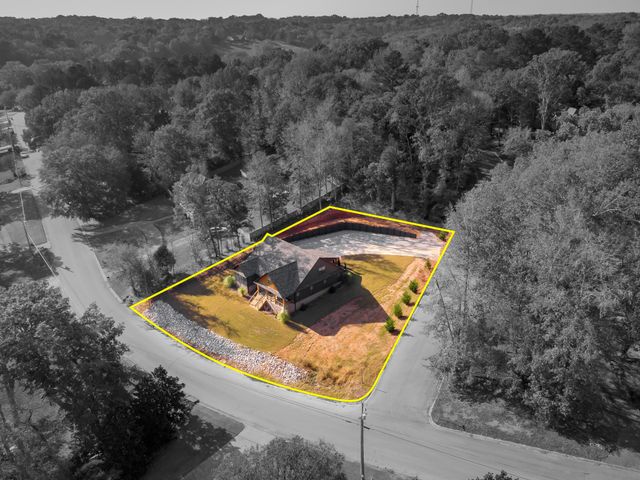 200 Creekside Drive, Florence, AL 35630