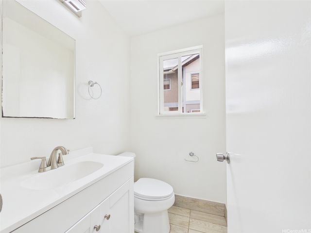 94-101 Poohuku Way 58, Waipahu, HI 96797