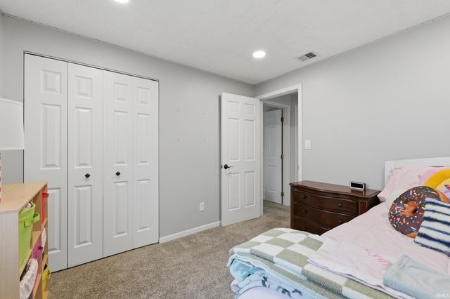 1019 Candlewood Way, Fort Wayne, IN 46845