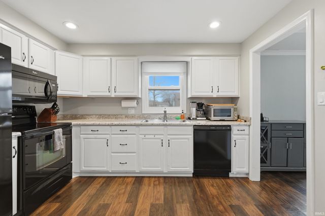 1019 Candlewood Way, Fort Wayne, IN 46845