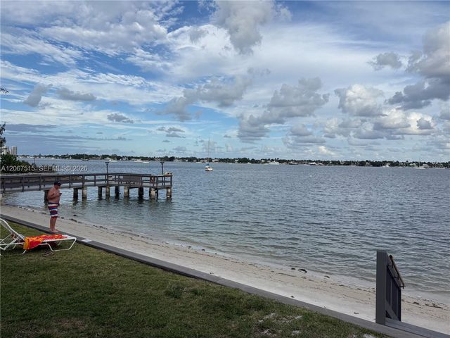 5600 N Flagler Drive 1806, West Palm Beach, FL 33407