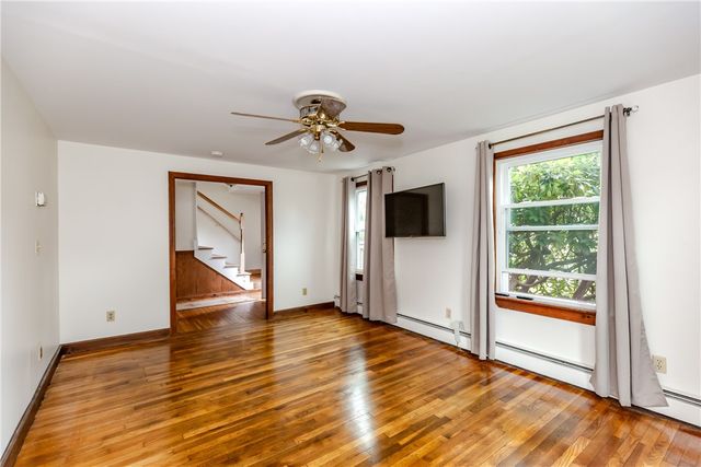 92 Hawksley Avenue, Warwick, RI 02889