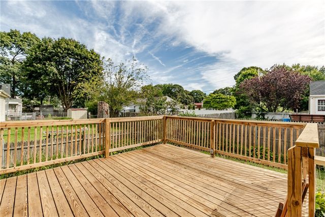 92 Hawksley Avenue, Warwick, RI 02889