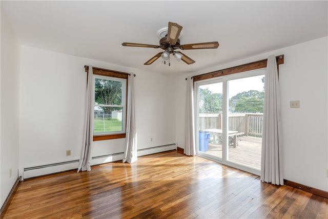92 Hawksley Avenue, Warwick, RI 02889