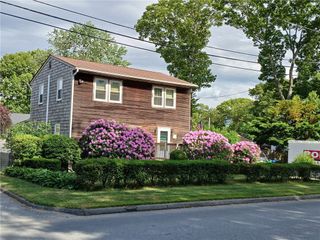 92 Hawksley Avenue, Warwick, RI 02889