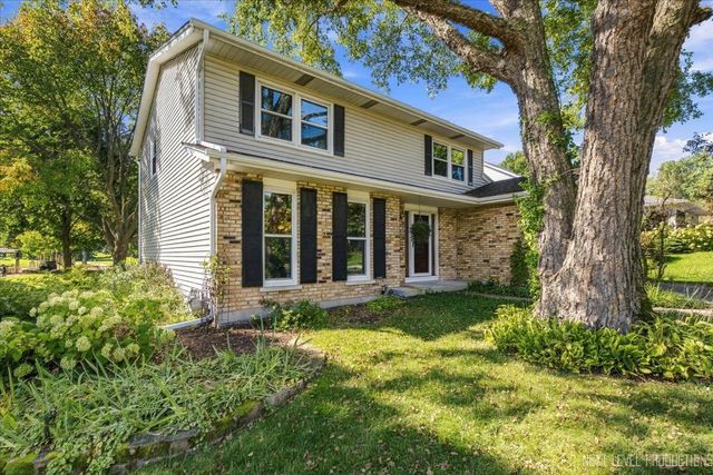 1308 Old Dominion Road, Naperville, IL 60540