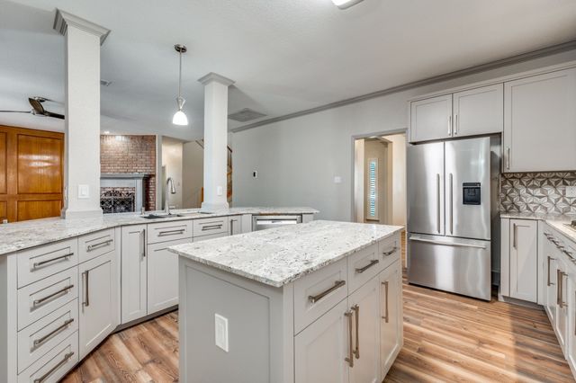 1404 Sunderland Court, Allen, TX 75013