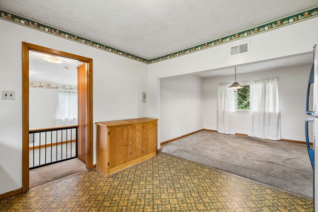 5 Richmond Dr, Clarksville, TN 37042